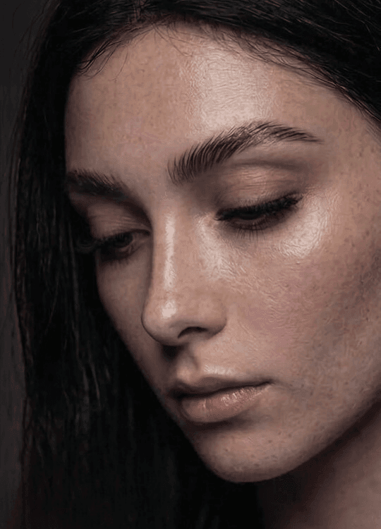 Sprâncene naturale rafinate după laminarea profesională în Chișinău de către Marcela Cenușa